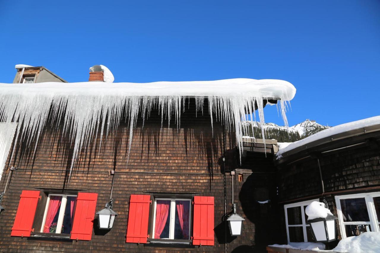 Gasthof Auerhahn Lech am Arlberg Eksteriør billede